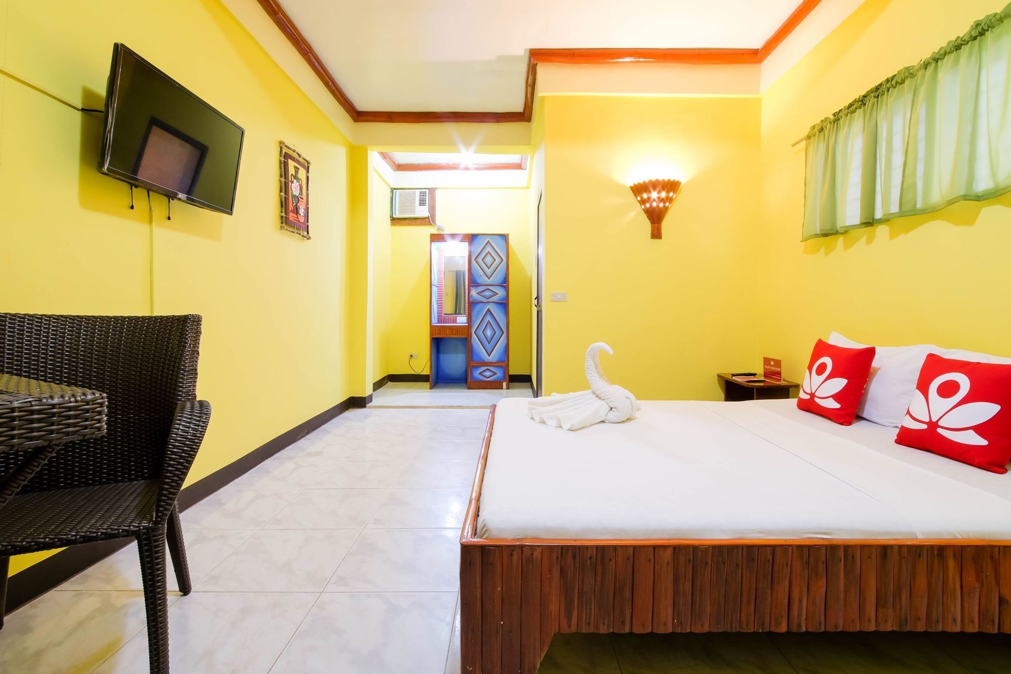 ZEN Rooms White Beach Puerto Galera Exterior foto
